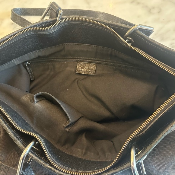 Vintage Gucci Black Fabric Handbag with Polished Chrome Hardware - Picture 13 of 16